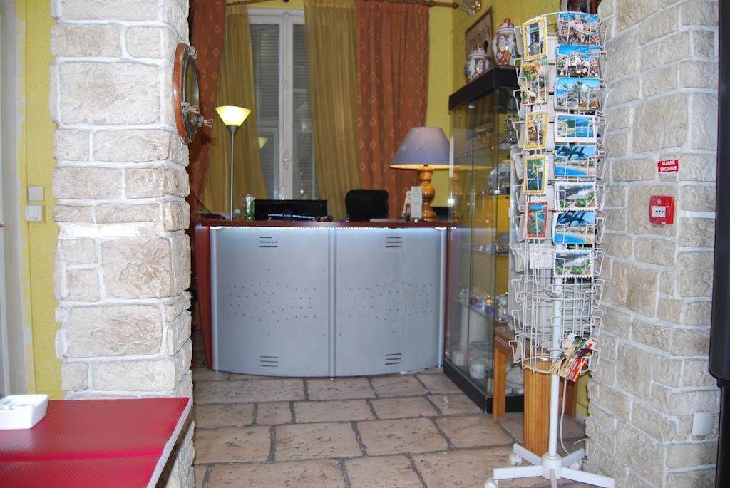 Hotel Azur Ница Екстериор снимка